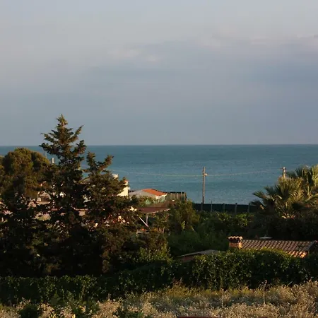 Falconara Bed & Breakfast Licata