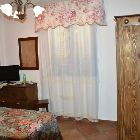 Bed & Breakfast B&B Falconara 3*