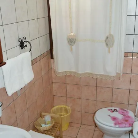 Bed & Breakfast Giomar Falconara 3*